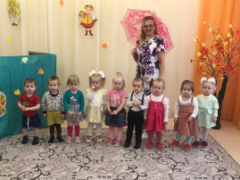 Развлечение "Осенняя полянка" в 1 младшей группе. Развлечение "Осенняя полянка" в 1 младшей группе.